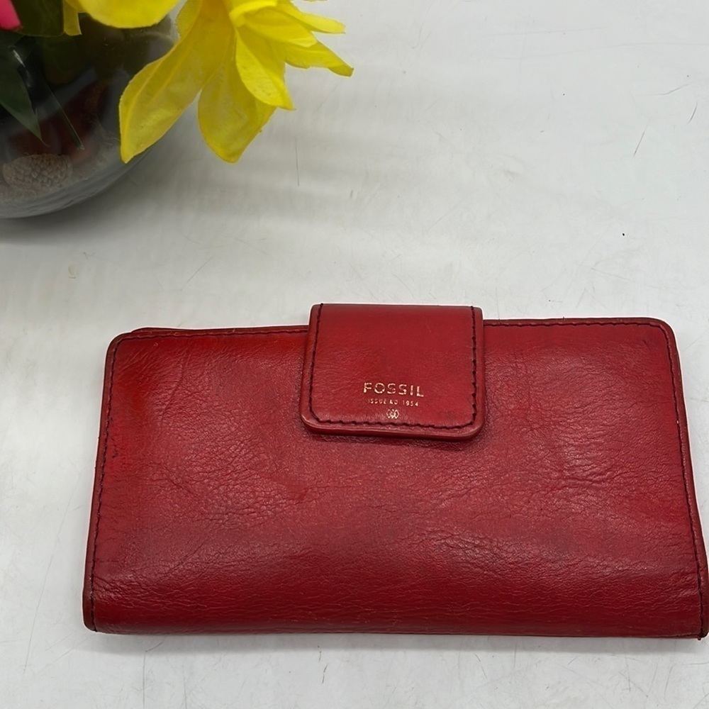Fossil red leather standard size wallet